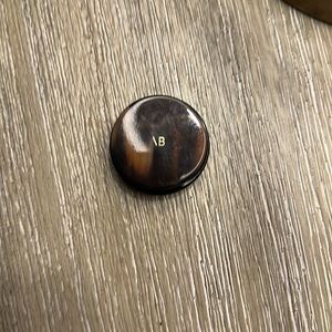 Victoria Beckham lid lustre